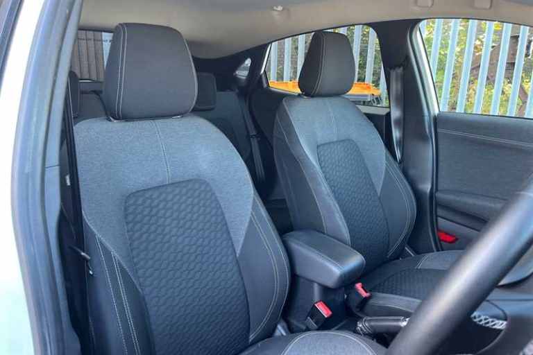 2022 Ford Puma 1.0 EcoBoost Hybrid mHEV Titanium 5dr DCT HATCHBACK PETROL Automatic