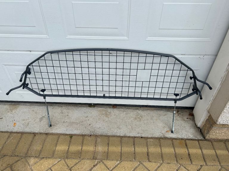 Dog car barrier for SUV