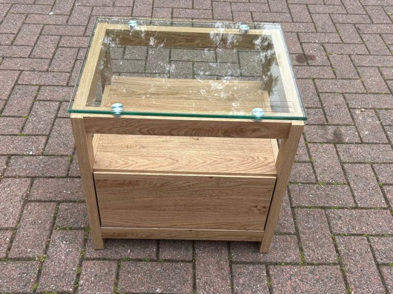 Oak effect side table / bedside table