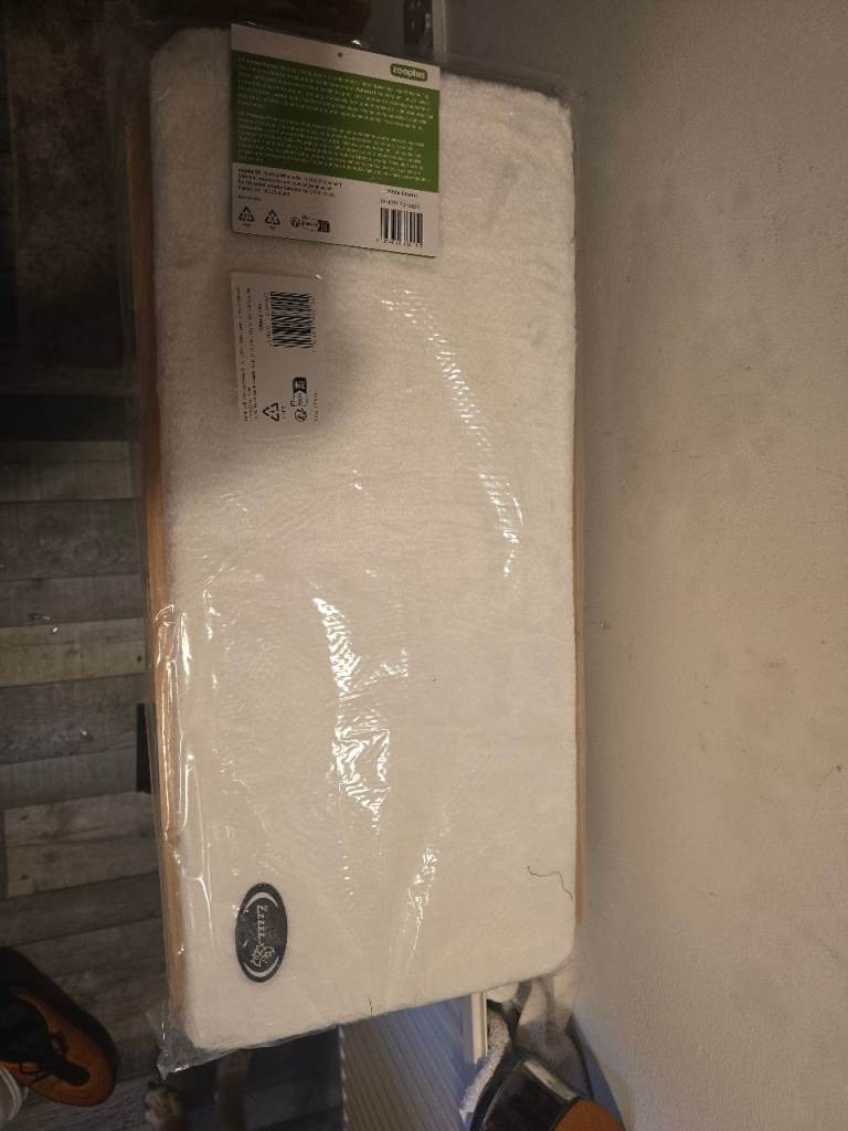 New cat bed for ceiling 