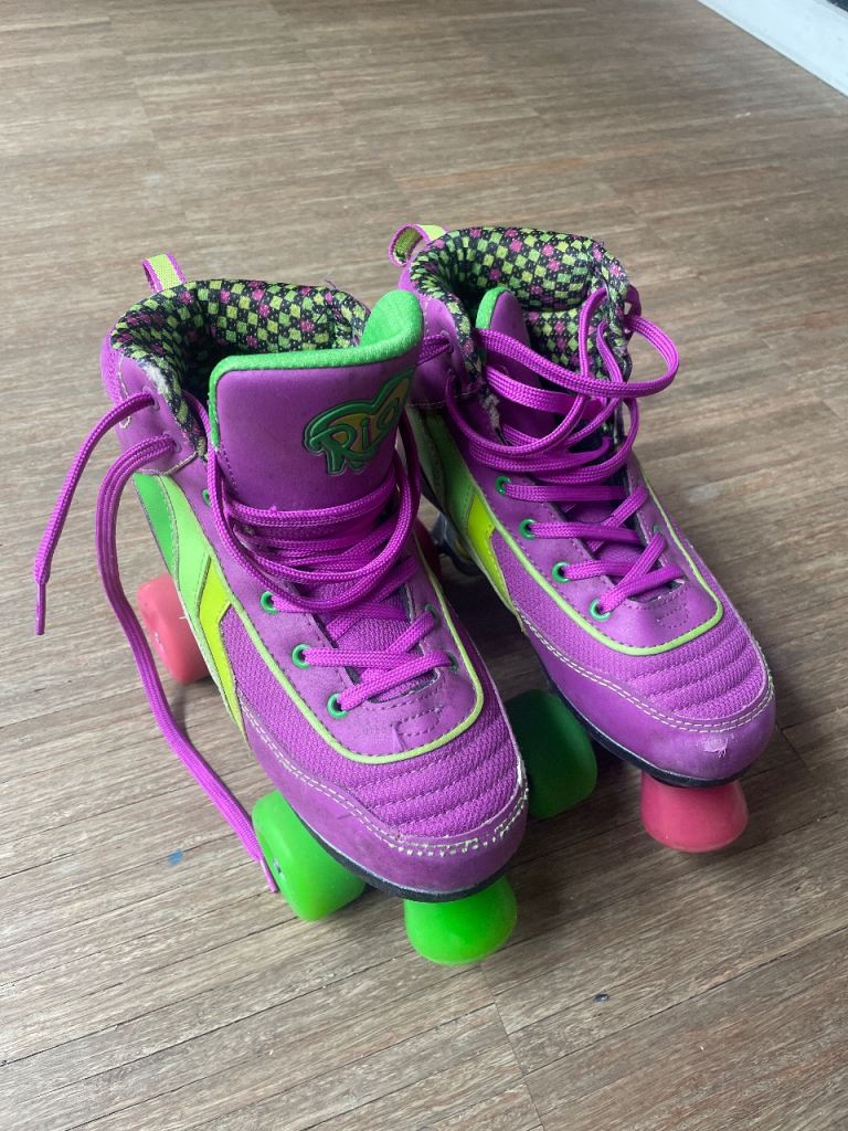 Size 4 Roller Skates 