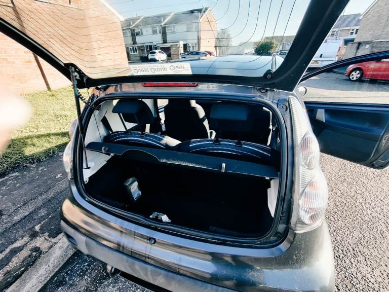 Citroen, C1, Hatchback, 2013, Manual, 998 (cc), 3 doors