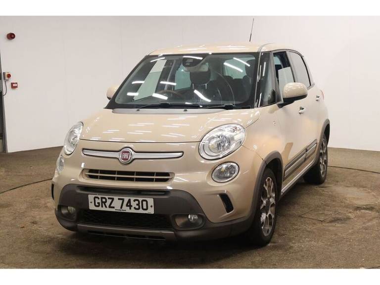  Fiat 500L Trekking MPV Petrol Manual