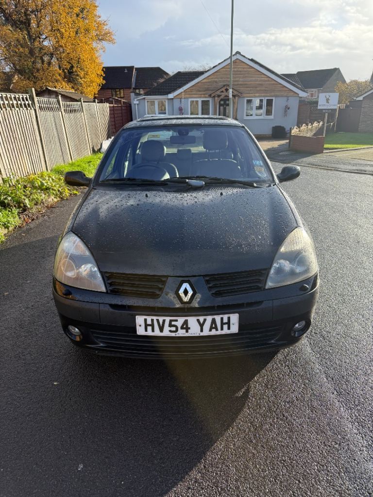 Renault, CLIO, AUTOMATIC 5 door hatch VERY low miles