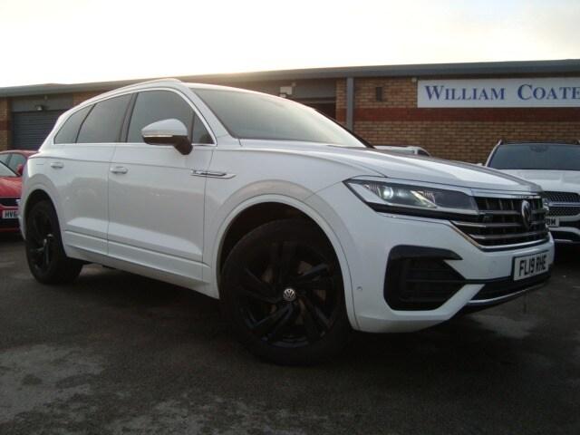 image for 2019 Volkswagen Touareg 3.0 V6 TDI 4Motion R-Line Tech 5dr Tip Auto ESTATE Diesel Automatic