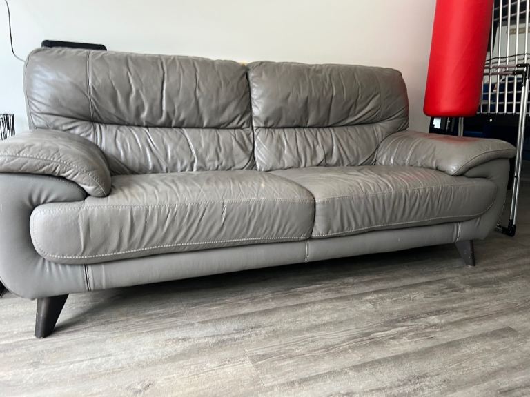 Leather sofa 