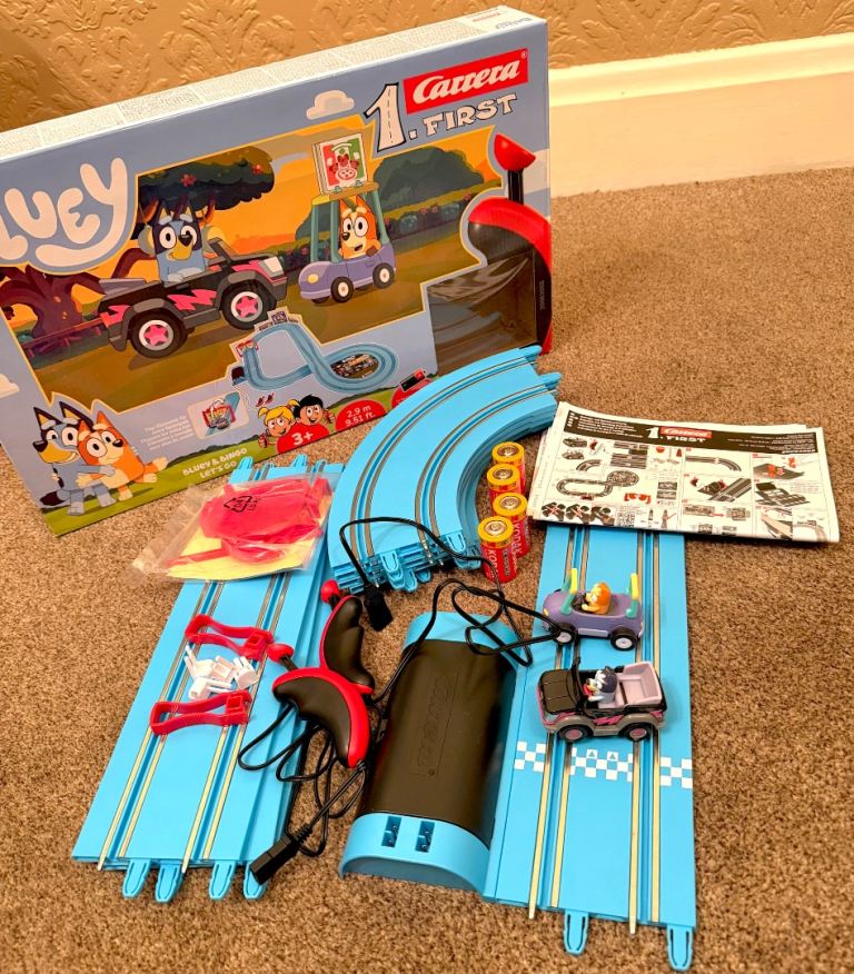 Carrera FIRST Bluey Slot Car Racing Track Set – No Inner Packaging