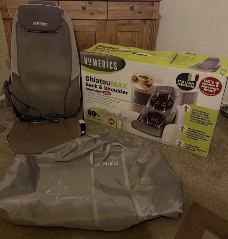 Homedics shiatsu max back and shoulder massage chair with heat immaculate condition 