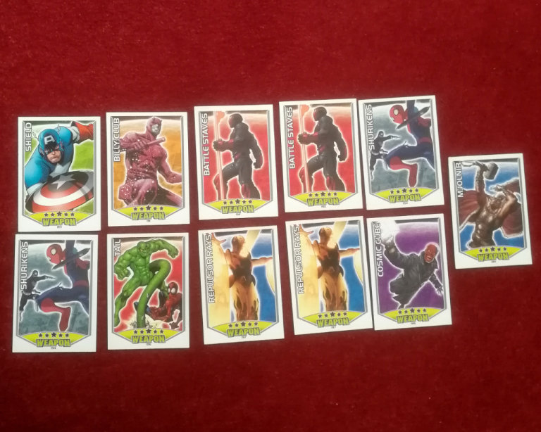 TOPPS Hero Attax Marvel Universe 114 Cards Hero Villain & Weapon 2011