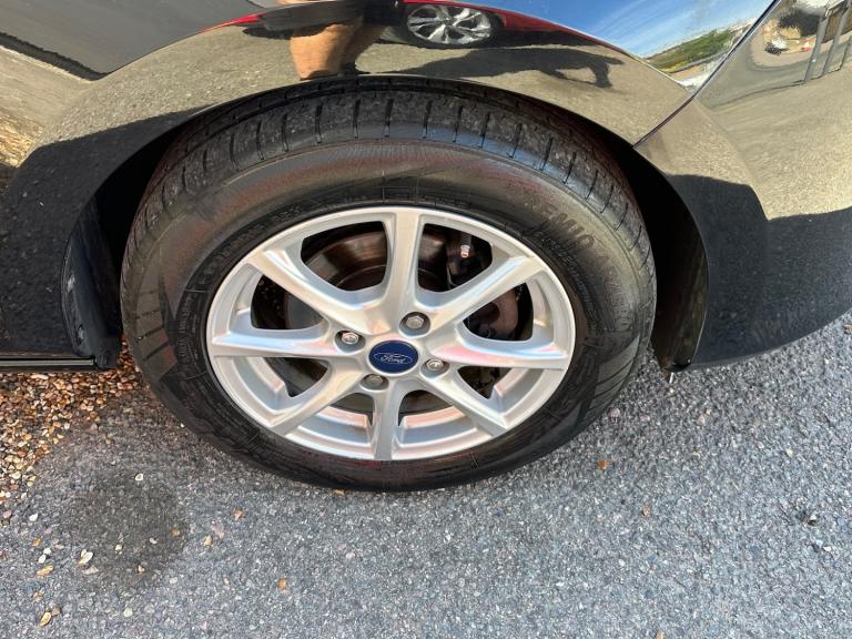 2017 Ford Fiesta 1.1 Zetec 5dr HATCHBACK Petrol Manual