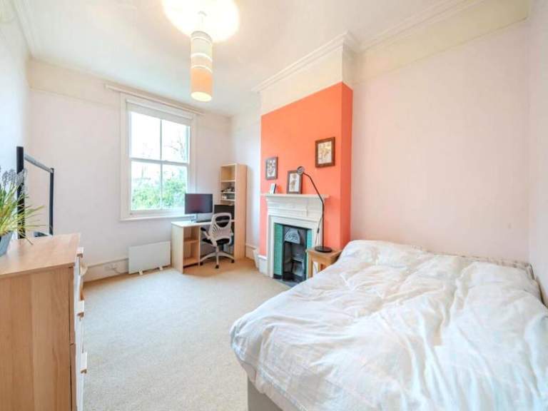  🏚️ DOUBLE ROOM NEAR TOTTENHAM HALE STATION🔑 £750/MONTH