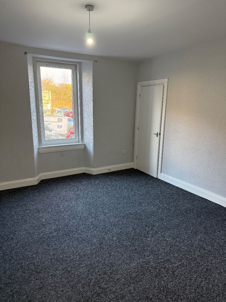 Two bedroom flat in Anderson Street Kirkcaldy