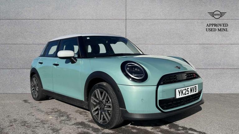 2025 MINI Cooper 2.0 S Classic 5dr Auto HATCHBACK PETROL Automatic