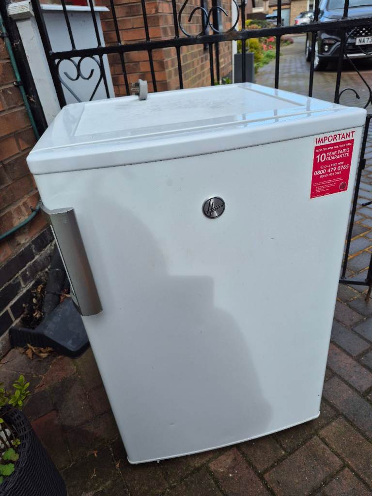 Hoover under counter larder fridge.