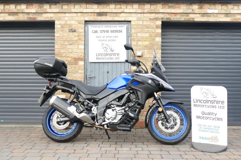 23 Suzuki DL-650 V-Strom 