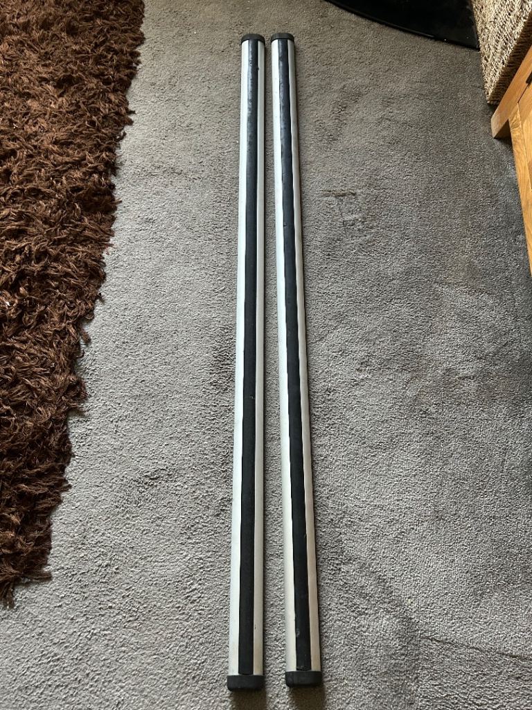 Thule Aero Bars 137cm Long T Track System