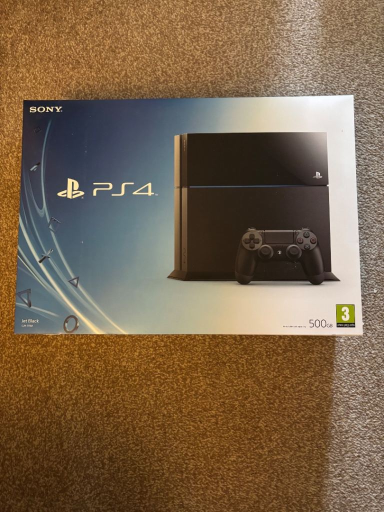 PS4 Console Black 500GB plus games