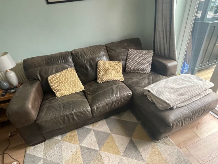 3 seater & 2 seater leather sofa