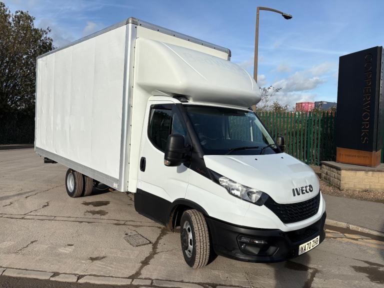 2021 Iveco Daily 3.0 35-160 euro6 twin rear wheel manual 16ft Luton box van