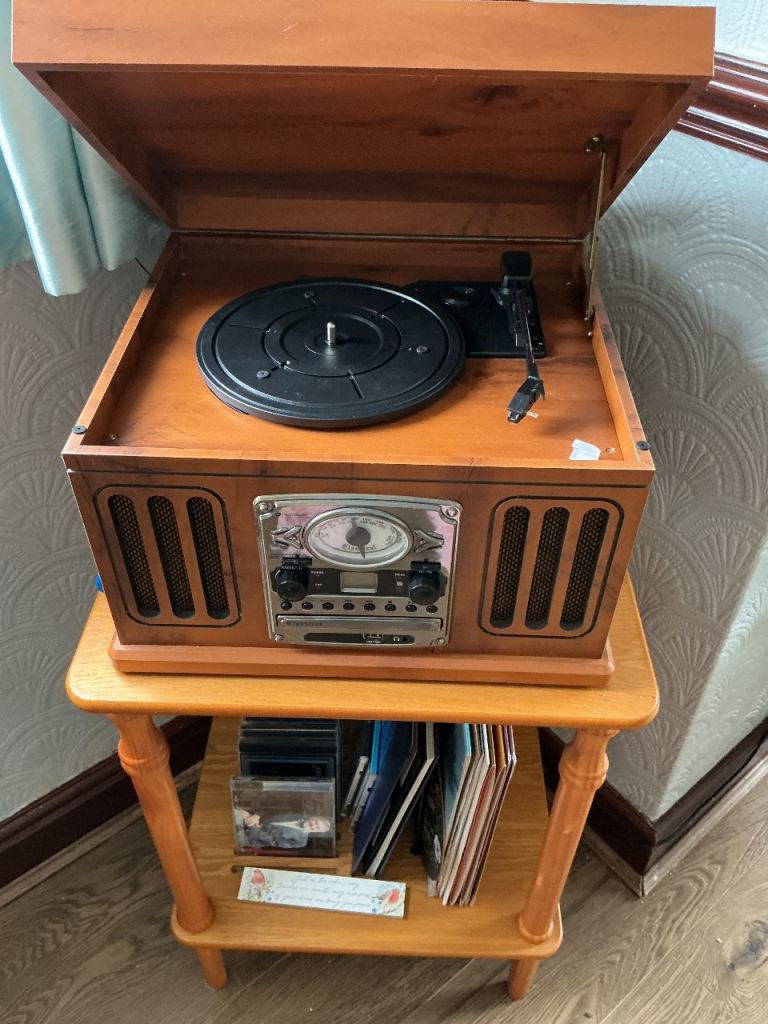 Vintage music system and stand