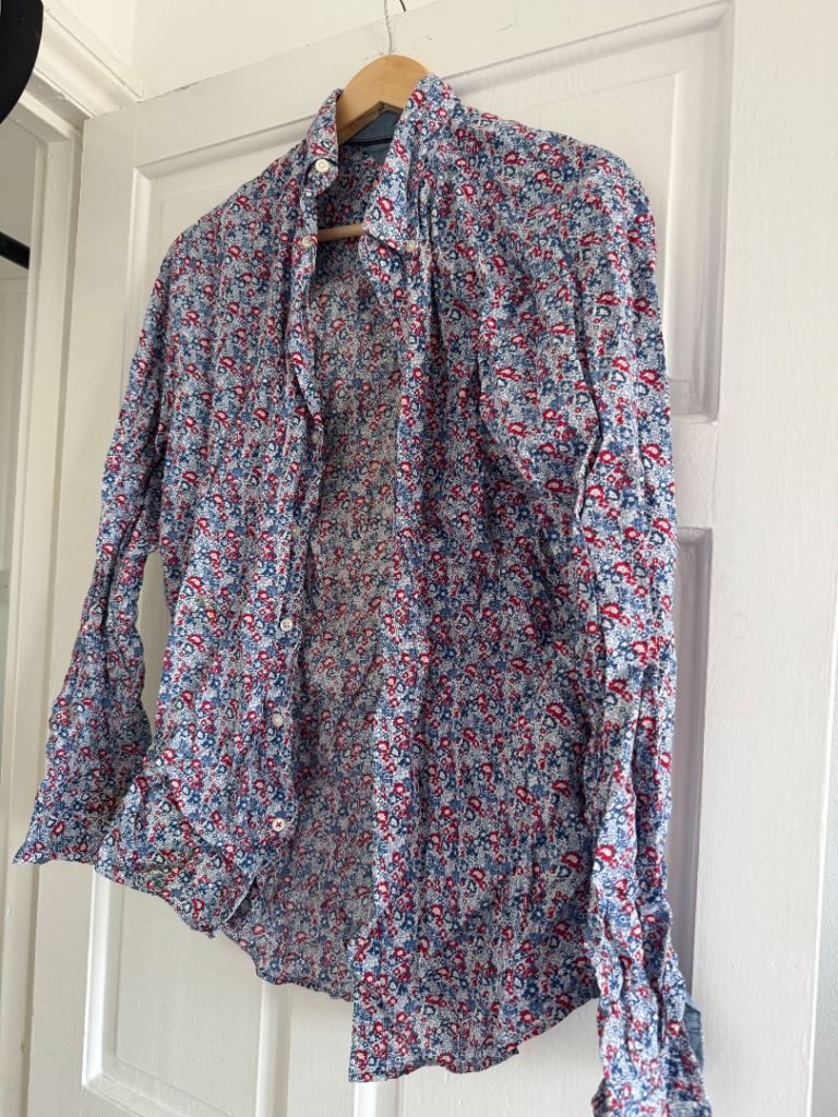 Tommy Hilfiger Small Men's Button-Down Shirt, Red Blue Floral Pattern
