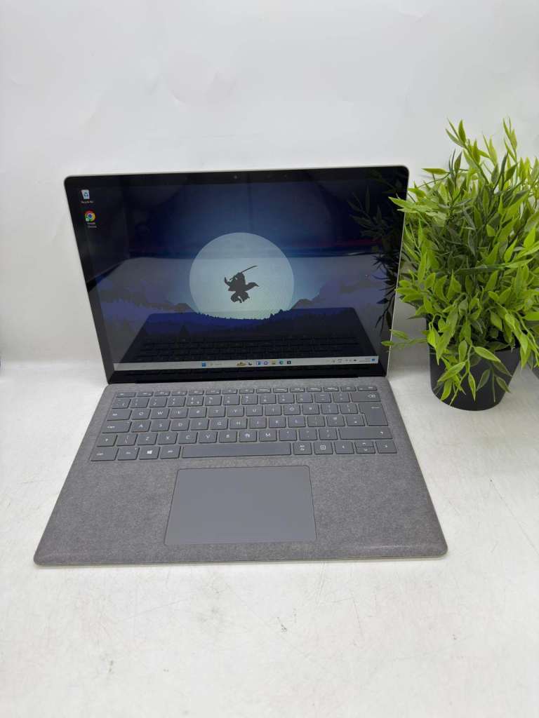 Microsoft Surface Laptop 3 13.5" – Intel i7 10th Gen | 16GB RAM | 256GB SSD