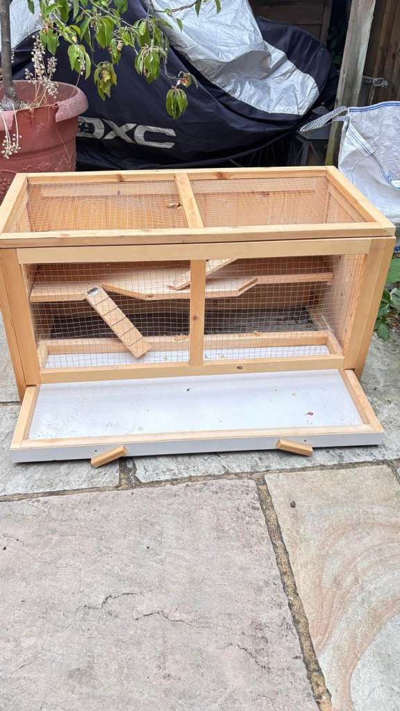 FREE Hamster Enclosure + Toys – Collection from Camden