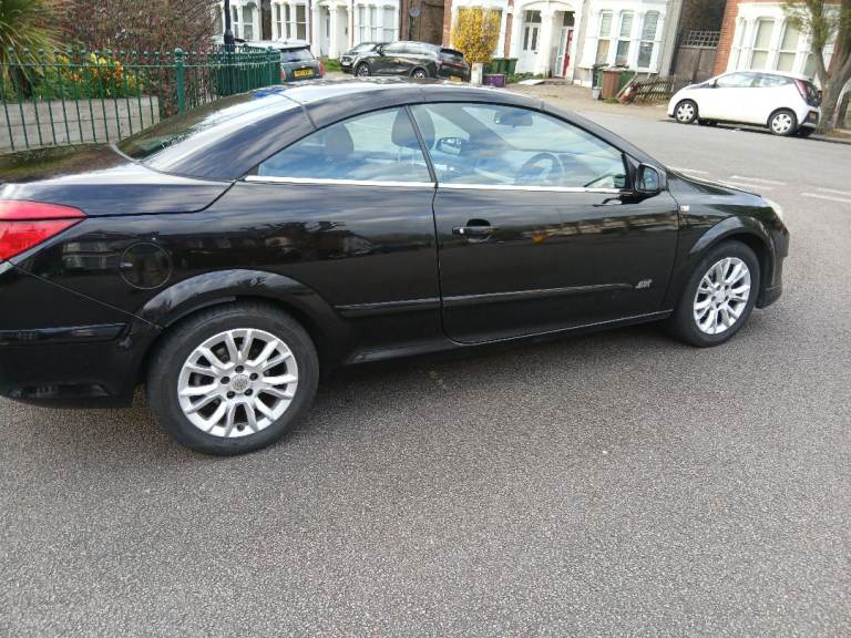 Vauxhall astra twin top 1.6 2009