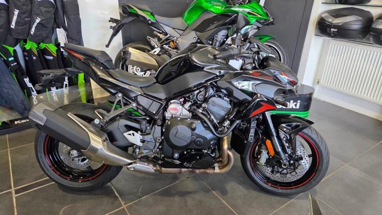 Kawasaki Z H2, 2024 Supercharged Motorcycle