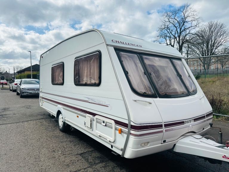 Caravan Swift Challenger 530 Se 2003 4/5 Berth  Motor mover