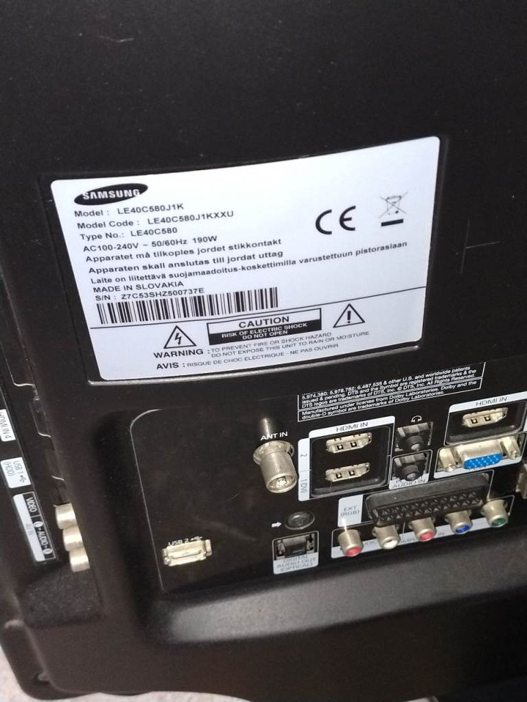Samsung 40" TV with remote