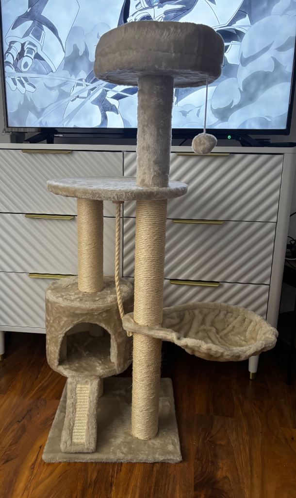 Cat tree 