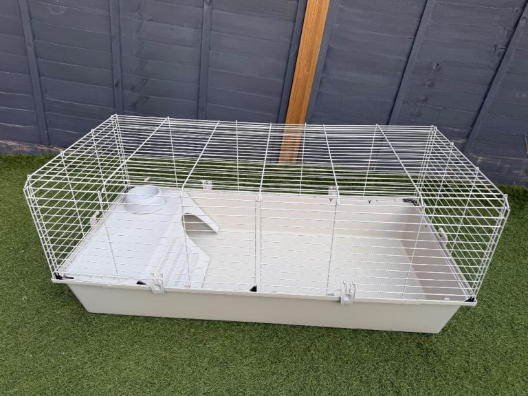 Rabbit/Guinea Pig Cage (120 cm) – Good Condition