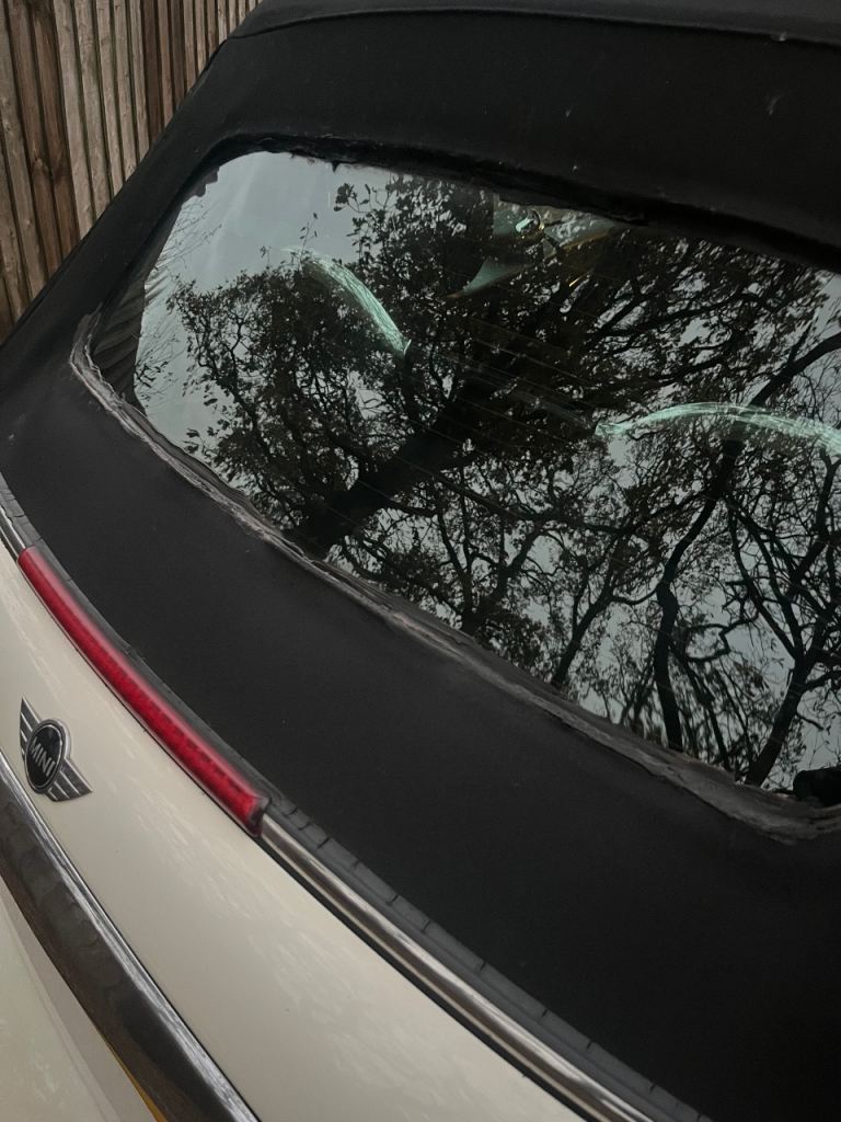 Mini, CONVERTIBLE, Convertible, 2009, Manual, 1598 (cc), 2 doors