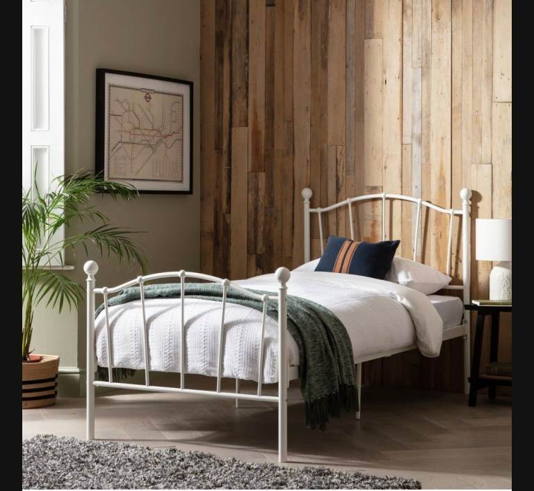 Argos Home Fluer Single Metal Bed Frame Pink