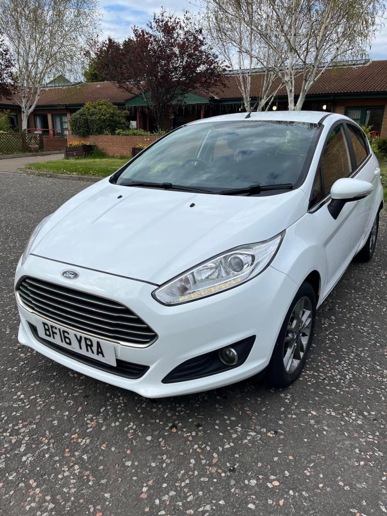 FORD FIESTA ZETEC TDCI 5 DOOR HATCHBACK