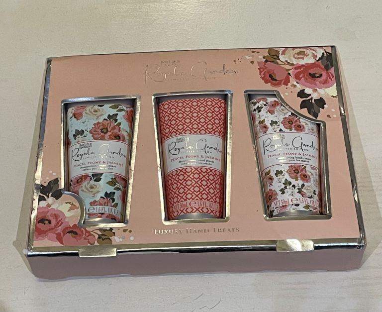 Hand Cream Gift Set / Present