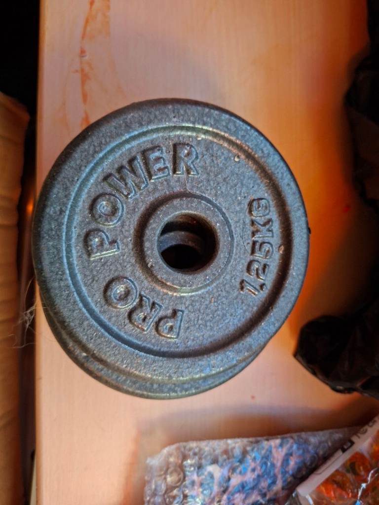 Cast Iron Weights and Bar 