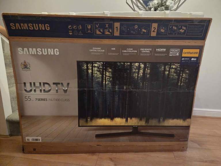 image for Samsung 55in 4K Ultra HD Smart TV 7 series UHD UE55NU7400U model