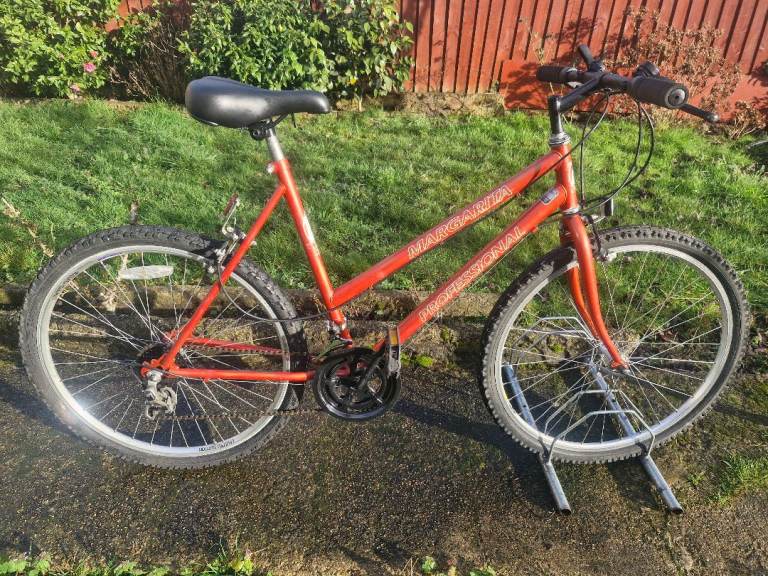 GIRLS LADIES WOMENS ADULTS PROFESSIONAL MARGARITA 26 INCH WHEELS 21 INCH FRAME 18 SPEED BIKE BICYCLE