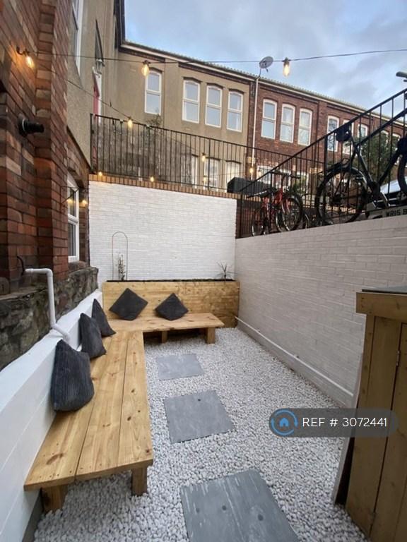 1 bedroom in Albert Grove South, Bristol, BS5 (#3072441)