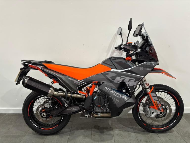 2024 KTM 890 ADVENTURE R, Leo Vince Pipe, Tech Pack, Remus Silencer, 2202 Miles