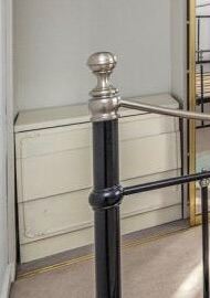 Free small chest of drawers 