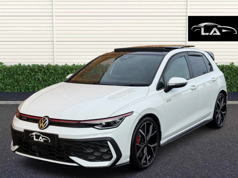 2025 25 VOLKSWAGEN GOLF GTI 2.0 TSI MK8.5 DSG *PANORAMIC ROOF* *19" ALLOYS*