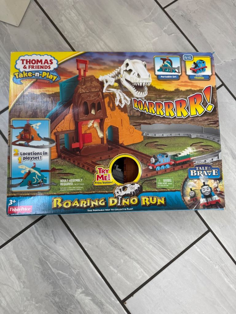 Thomas and friends take and okay roaring dino run 