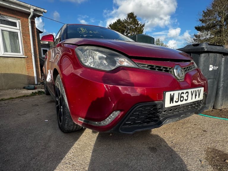 MG Motor UK, MG3, Hatchback, 2013, Manual, 1498 (cc), 5 doors