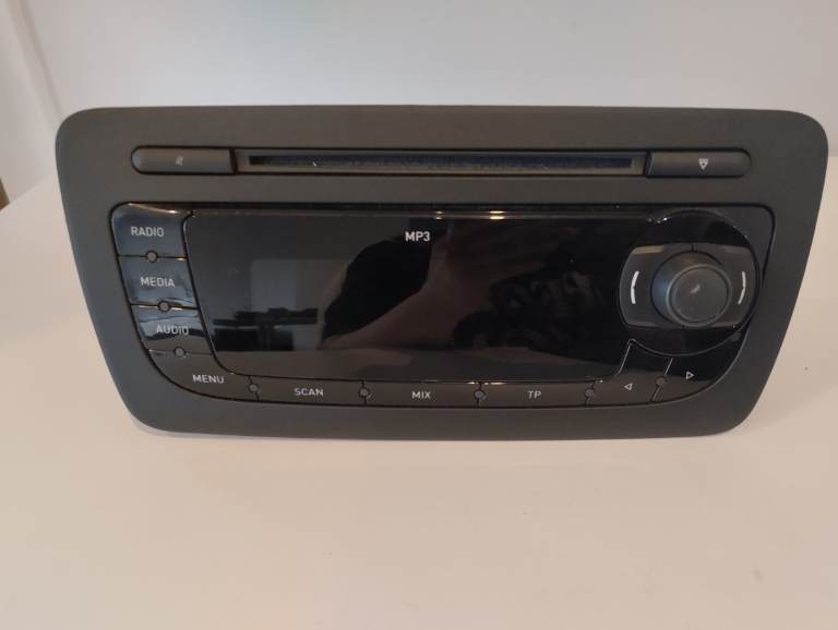 SEAT IBIZA CUPRA MK4 2008-2012 STEREO RADIO CD PLAYER HEAD UNIT 6J2035153G 42230