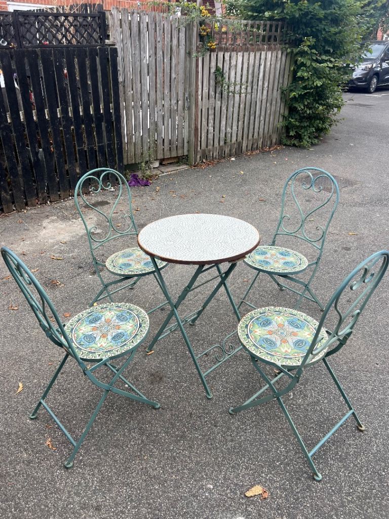 Garden Patio Table and 4 Chairs Set – Green Metal with Mosaic Detail