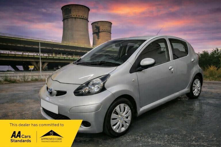 Toyota AYGO VVT-I PLATINUM