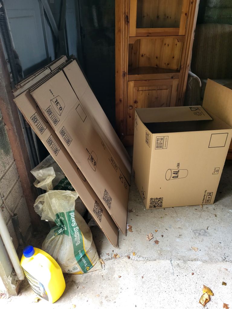 Cardboard box x10